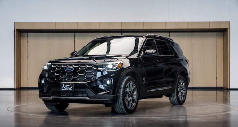 Ford desenvolve Explorer Hybrid personalizado para o papa Leão XIV